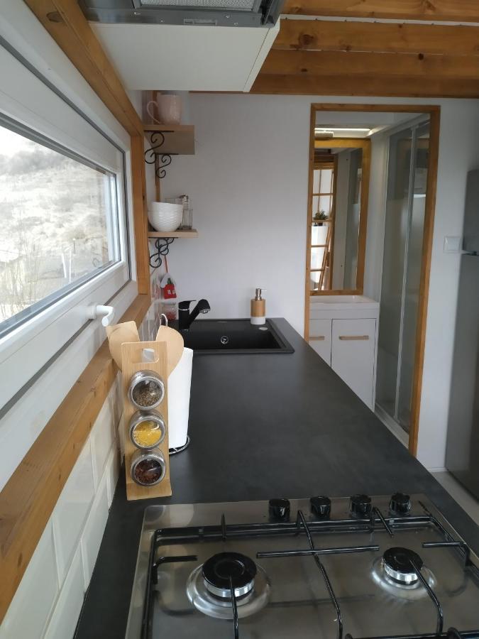 Tiny House Cluj With Jacuzzi Villa Sinnicoara Dış mekan fotoğraf